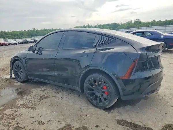 5YJYGDEE9LF025639 2020 TESLA MODEL Y - Image 2