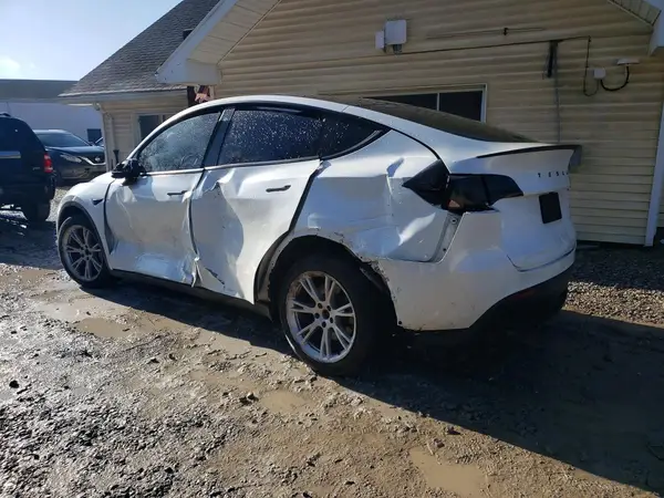 5YJYGDEE9LF027455 2020 TESLA MODEL Y - Image 2