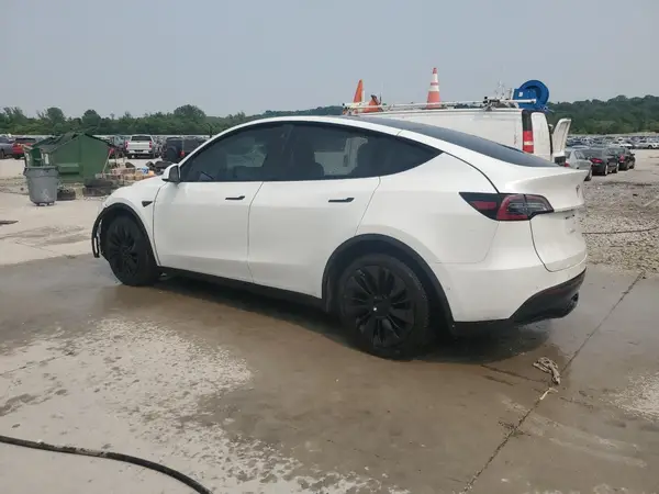 5YJYGDEE9LF032218 2020 TESLA MODEL Y - Image 2