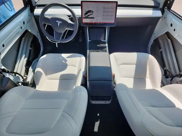 5YJYGDEE9LF032607 2020 TESLA MODEL Y - Image 8
