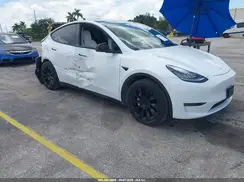 5YJYGDEE9LF037158 2020 TESLA MODEL Y