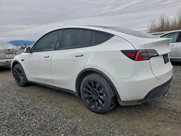 5YJYGDEE9LF056048 2020 TESLA MODEL Y - Image 2