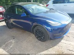 5YJYGDEE9MF061560 2021 TESLA MODEL Y