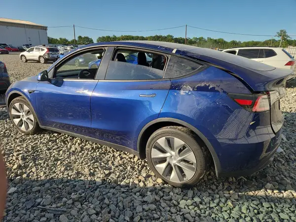 5YJYGDEE9MF062417 2021 TESLA MODEL Y - Image 2