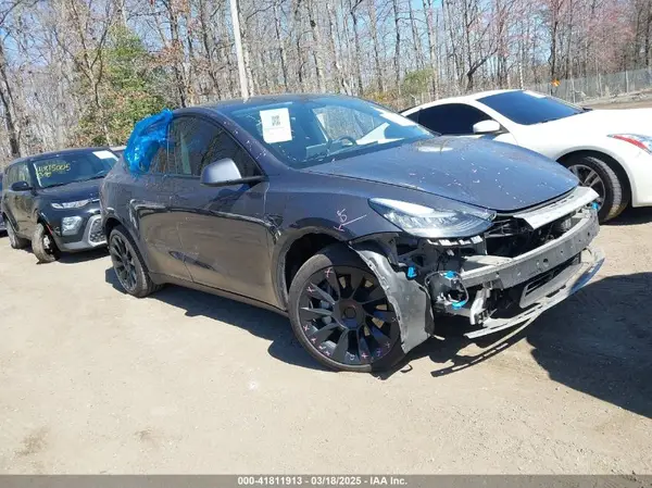 5YJYGDEE9MF062580 2021 TESLA MODEL Y - Image 1