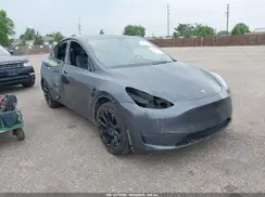 5YJYGDEE9MF070422 2021 TESLA MODEL Y