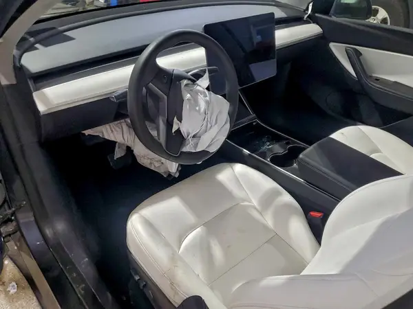5YJYGDEE9MF073725 2021 TESLA MODEL Y - Image 8