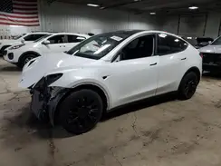 5YJYGDEE9MF074275 2021 TESLA MODEL Y