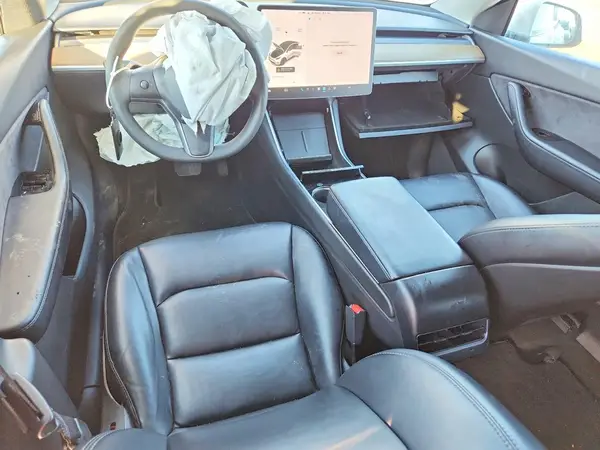 5YJYGDEE9MF074633 2021 TESLA MODEL Y - Image 8