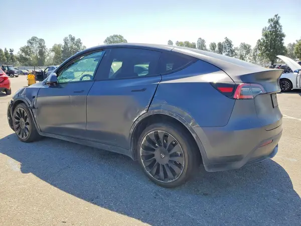 5YJYGDEE9MF077273 2021 TESLA MODEL Y - Image 2