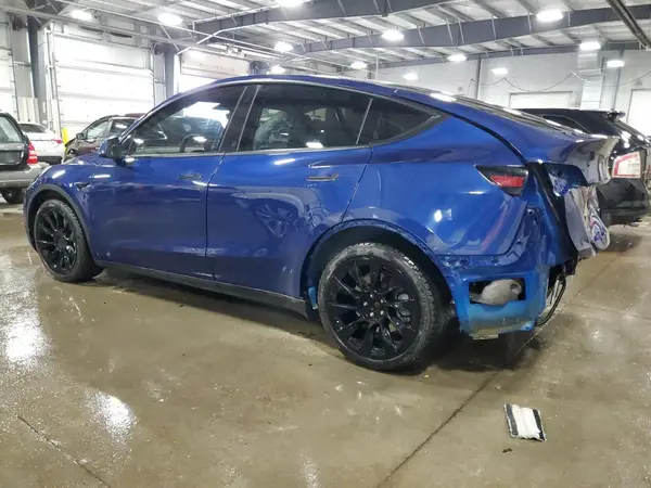 5YJYGDEE9MF080495 2021 TESLA MODEL Y - Image 2