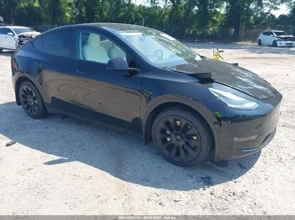 5YJYGDEE9MF081100 2021 TESLA MODEL Y - Image 1