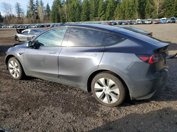 5YJYGDEE9MF081789 2021 TESLA MODEL Y - Image 2