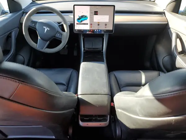 5YJYGDEE9MF087561 2021 TESLA MODEL Y - Image 8