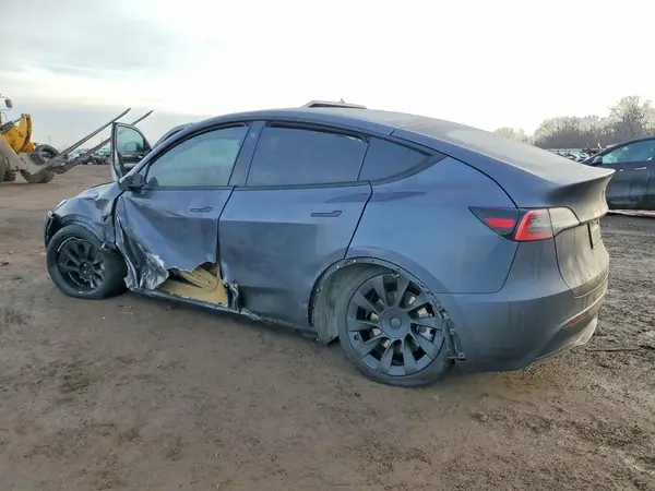 5YJYGDEE9MF089777 2021 TESLA MODEL Y - Image 2