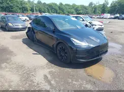 5YJYGDEE9MF092369 2021 TESLA MODEL Y
