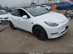 5YJYGDEE9MF097412 2021 TESLA MODEL Y