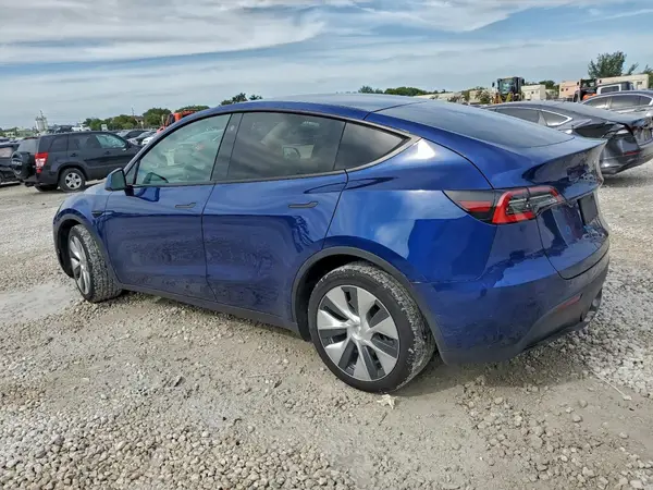 5YJYGDEE9MF106691 2021 TESLA MODEL Y - Image 2