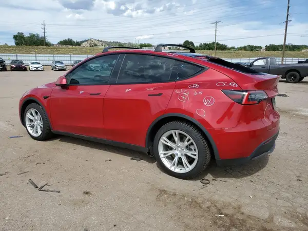 5YJYGDEE9MF108862 2021 TESLA MODEL Y - Image 2