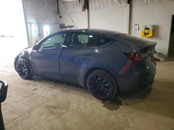 5YJYGDEE9MF112040 2021 TESLA MODEL Y - Image 2