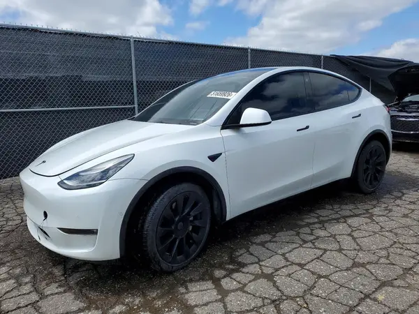 5YJYGDEE9MF113267 2021 TESLA MODEL Y - Image 1