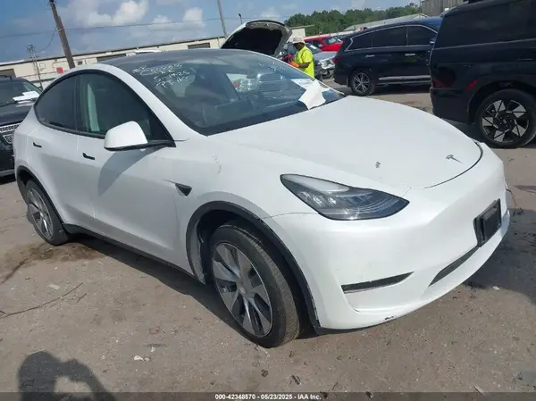 5YJYGDEE9MF114967 2021 TESLA MODEL Y - Image 1