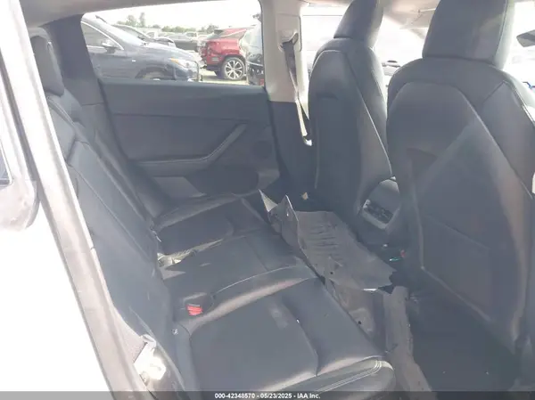 5YJYGDEE9MF114967 2021 TESLA MODEL Y - Image 8