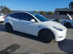 5YJYGDEE9MF115438 2021 TESLA MODEL Y