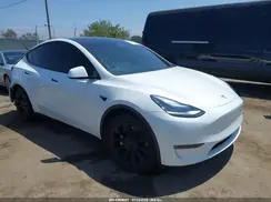 5YJYGDEE9MF118520 2021 TESLA MODEL Y