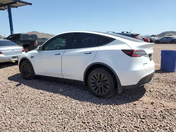 5YJYGDEE9MF118937 2021 TESLA MODEL Y - Image 2