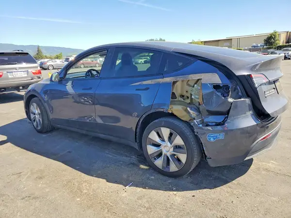 5YJYGDEE9MF119005 2021 TESLA MODEL Y - Image 2