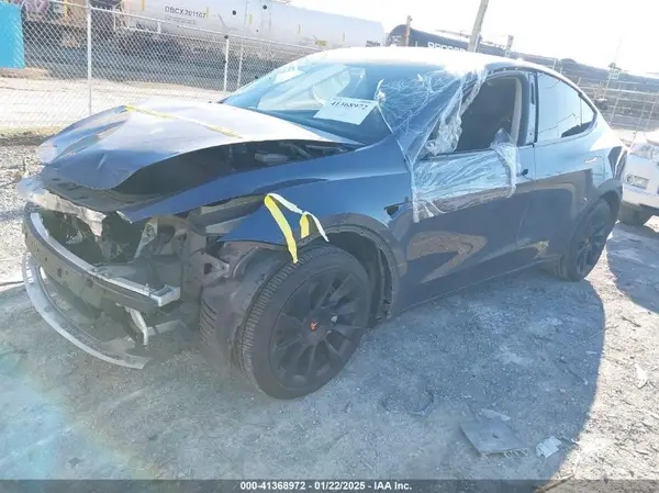 5YJYGDEE9MF119909 2021 TESLA MODEL Y - Image 2