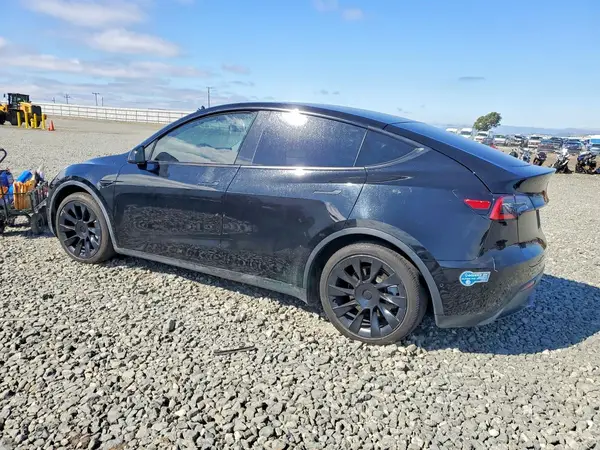 5YJYGDEE9MF120607 2021 TESLA MODEL Y - Image 2