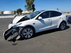 5YJYGDEE9MF138329 2021 TESLA MODEL Y