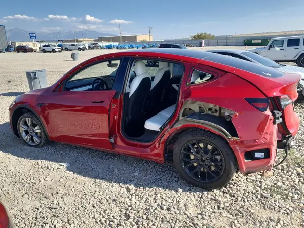 5YJYGDEE9MF141103 2021 TESLA MODEL Y - Image 2