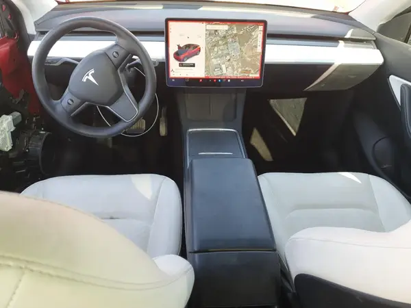 5YJYGDEE9MF141103 2021 TESLA MODEL Y - Image 8
