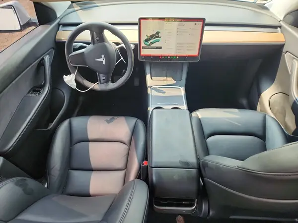 5YJYGDEE9MF145202 2021 TESLA MODEL Y - Image 8