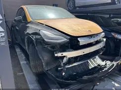 5YJYGDEE9MF149671 2021 TESLA MODEL Y