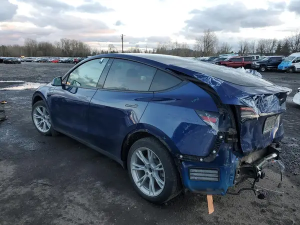 5YJYGDEE9MF173226 2021 TESLA MODEL Y - Image 2