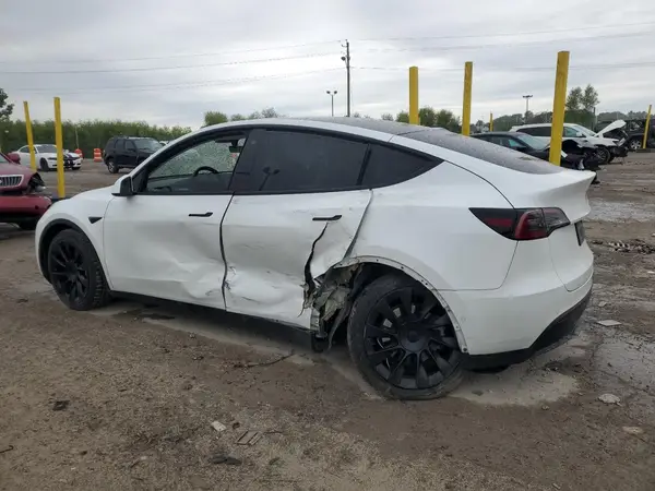 5YJYGDEE9MF179186 2021 TESLA MODEL Y - Image 2