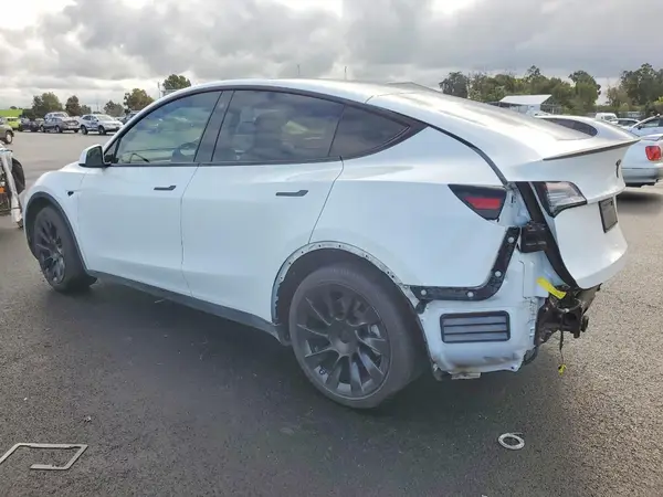 5YJYGDEE9MF180306 2021 TESLA MODEL Y - Image 2
