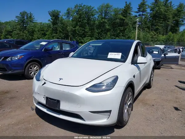 5YJYGDEE9MF184386 2021 TESLA MODEL Y - Image 2