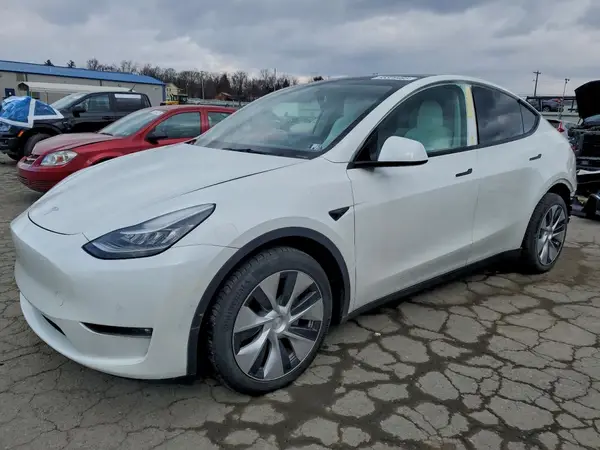 5YJYGDEE9MF201638 2021 TESLA MODEL Y - Image 1