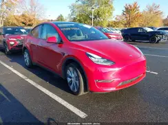 5YJYGDEE9MF208671 2021 TESLA MODEL Y
