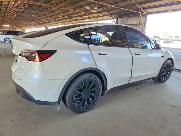 2021 TESLA MODEL Y COPART lot 79600515 auction photo 3