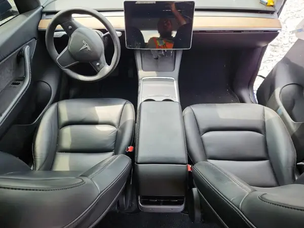 5YJYGDEE9MF229052 2021 TESLA MODEL Y - Image 8