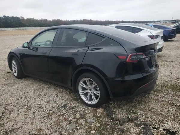 5YJYGDEE9MF232856 2021 TESLA MODEL Y - Image 2