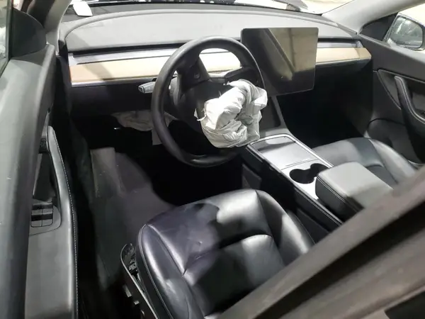 5YJYGDEE9MF233795 2021 TESLA MODEL Y - Image 8