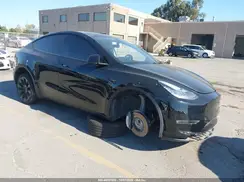 5YJYGDEE9MF241234 2021 TESLA MODEL Y
