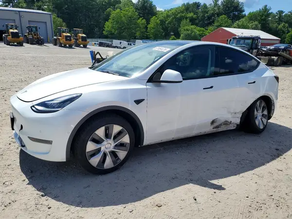 5YJYGDEE9MF255490 2021 TESLA MODEL Y - Image 1